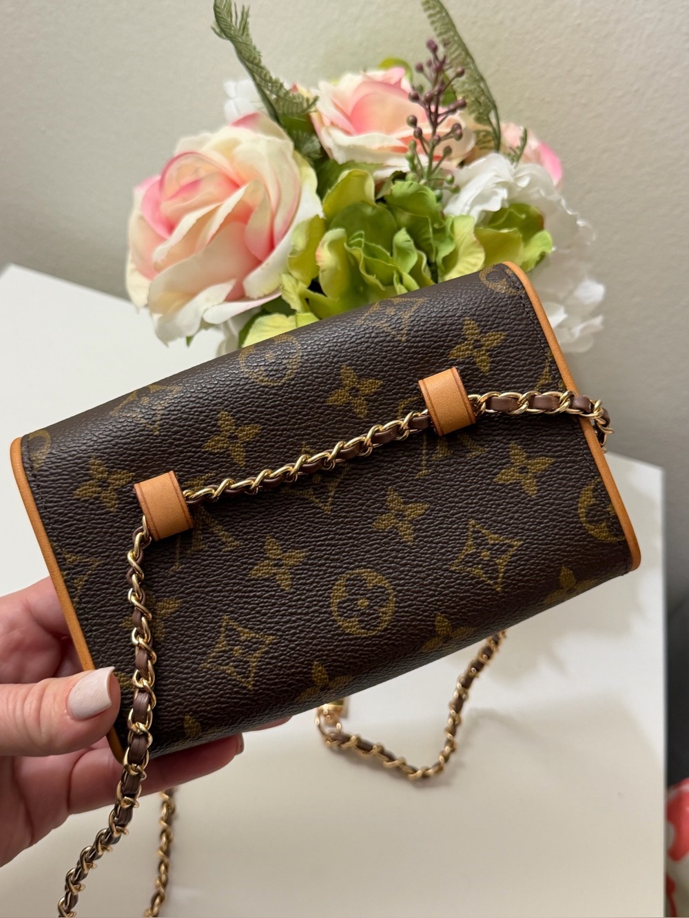 Authentic LOUIS VUITTON Monogram Florentine Fanny pack/ belt bag - Picture 3 of 14